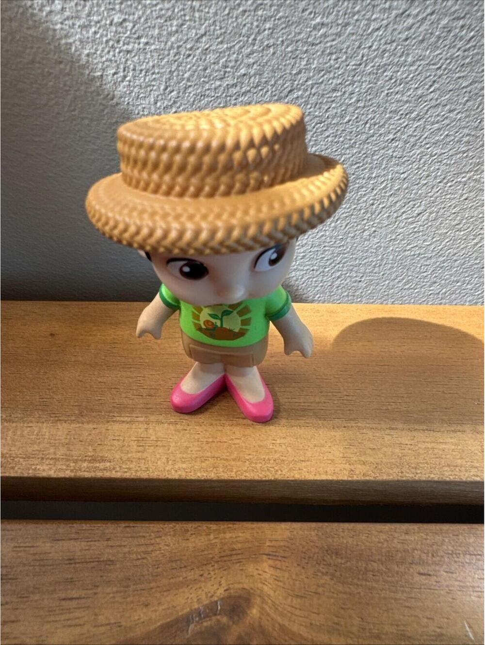 Cece Career Friends Cocomelon Moonbug Jazwares toy figure 2022